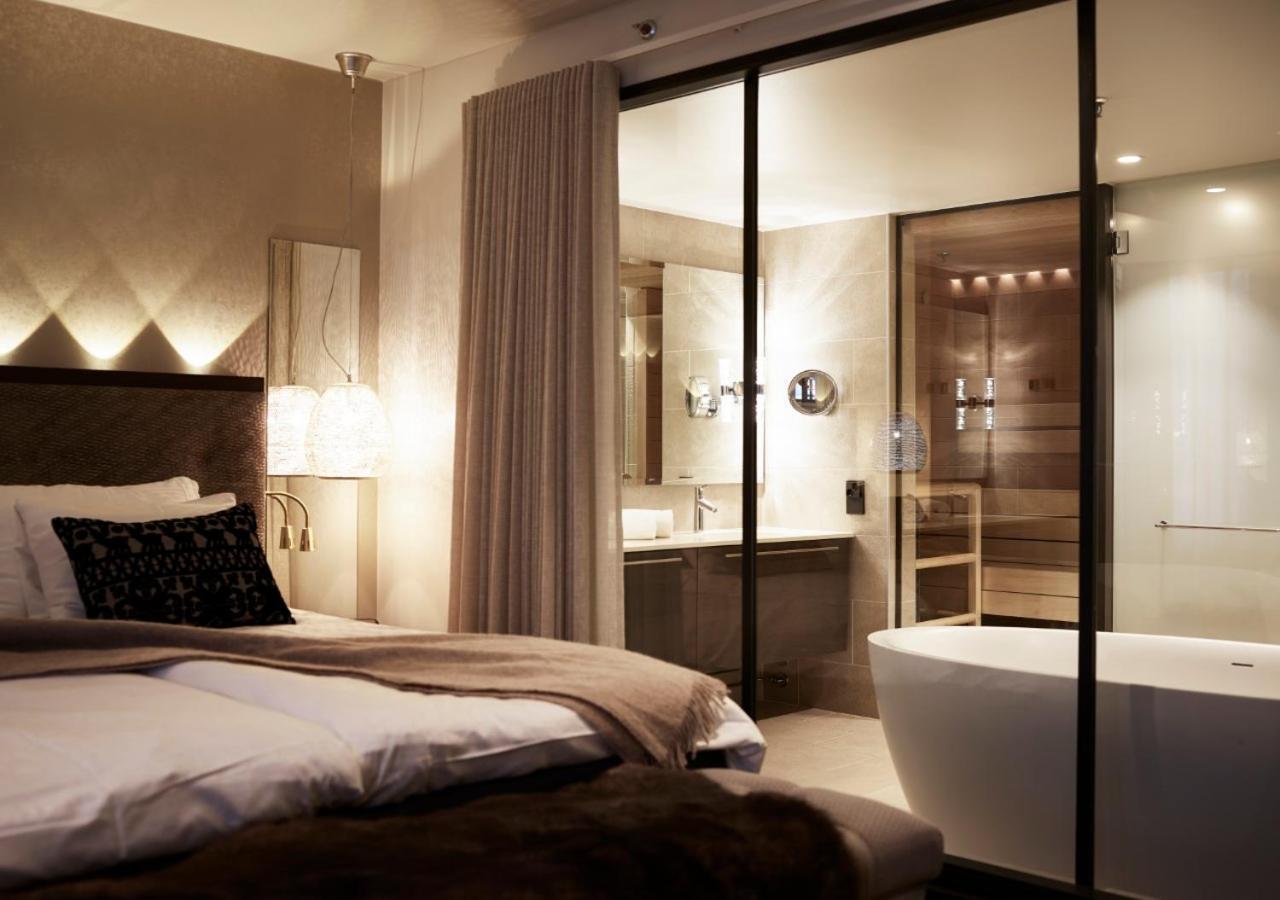 Lapland Hotels Bulevardi Helsinki Exterior photo A bathroom with a freestanding bathtub