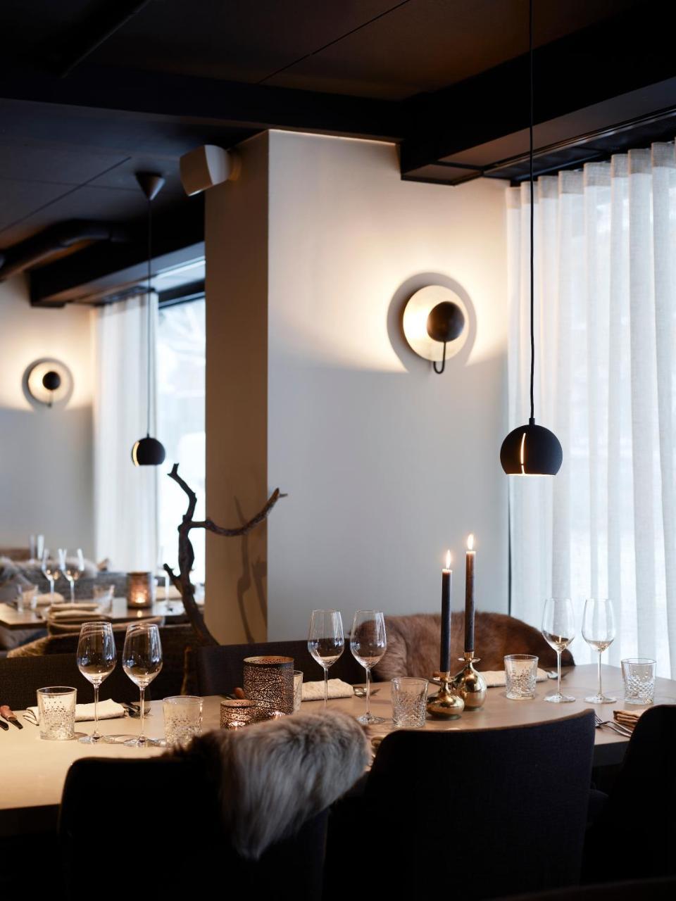 Lapland Hotels Bulevardi Helsinki Exterior photo Restaurant AOC